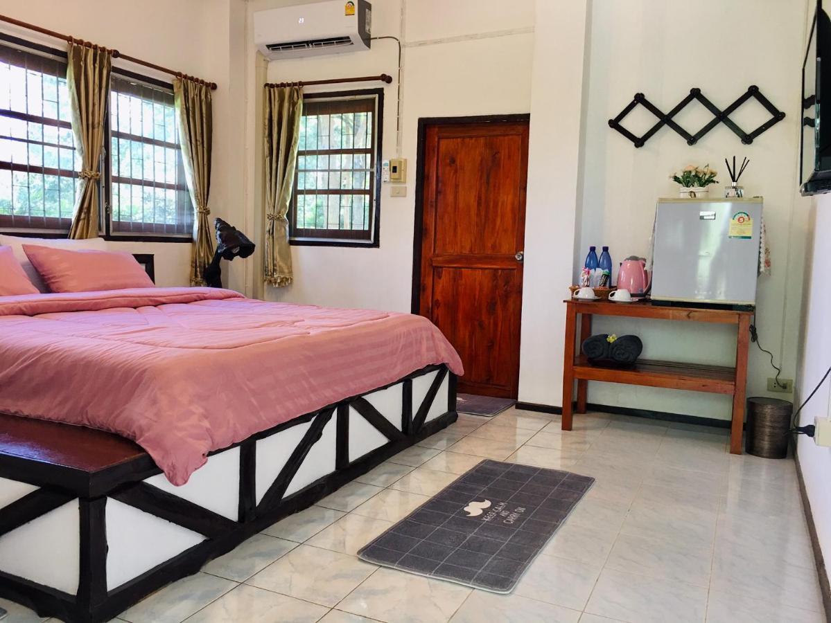 Bed and Breakfast Nan Waterside Hong Bon Nern Екстер'єр фото