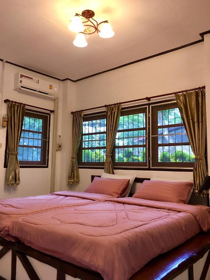 Bed and Breakfast Nan Waterside Hong Bon Nern Екстер'єр фото