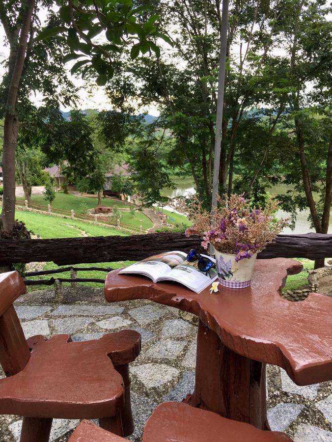 Bed and Breakfast Nan Waterside Hong Bon Nern Екстер'єр фото