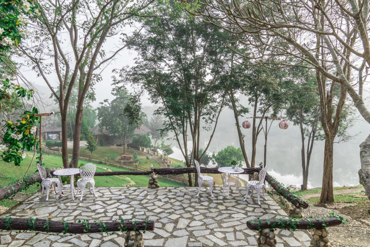 Bed and Breakfast Nan Waterside Hong Bon Nern Екстер'єр фото